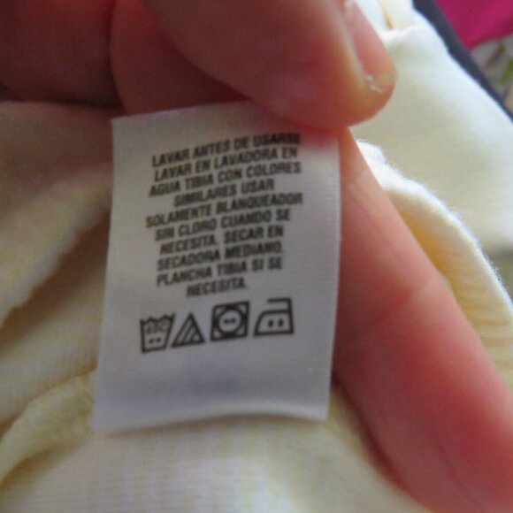 Baby Yellow Swaddle Bunting 100% cotton embroidered elastic bottom - Picture 5 of 9